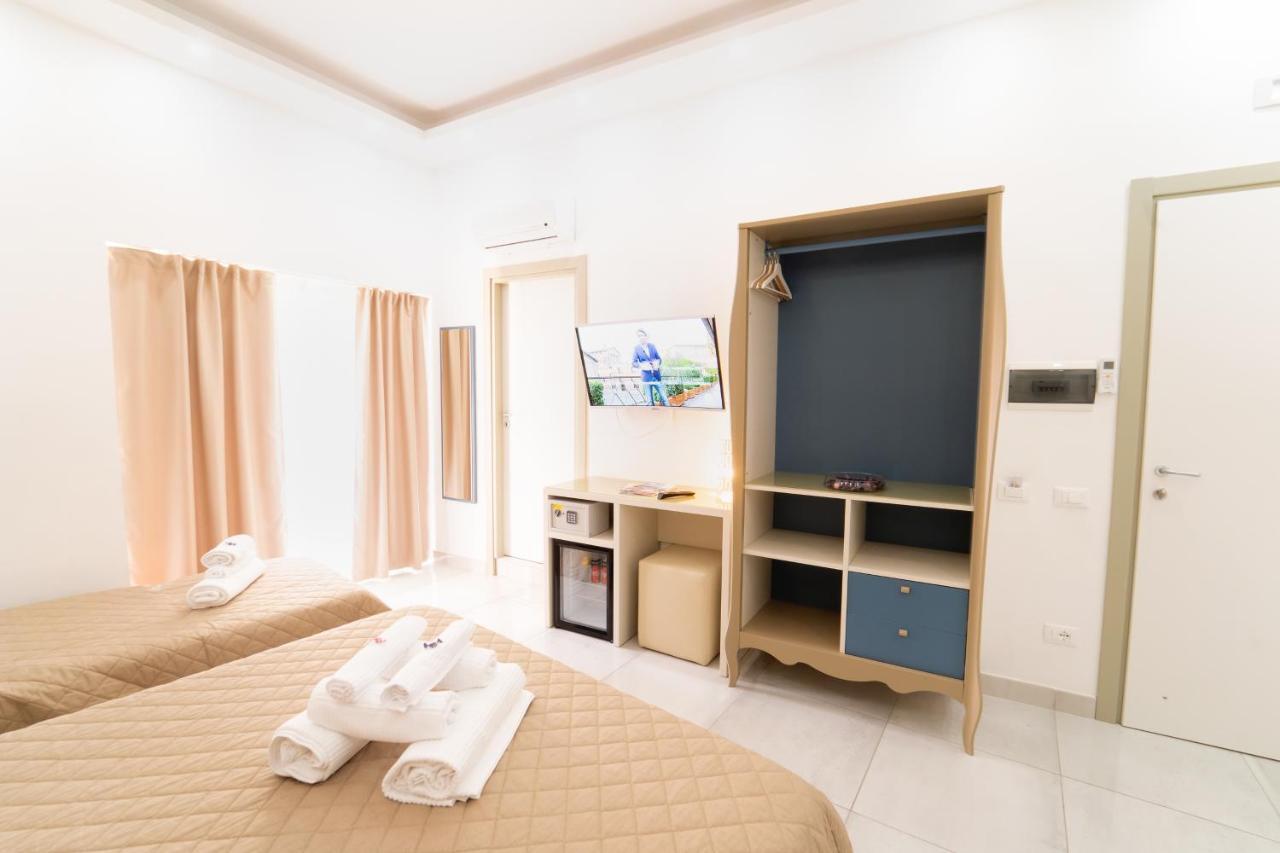 Royal Art H Spaccanapoli, By Clapa Group Guest house